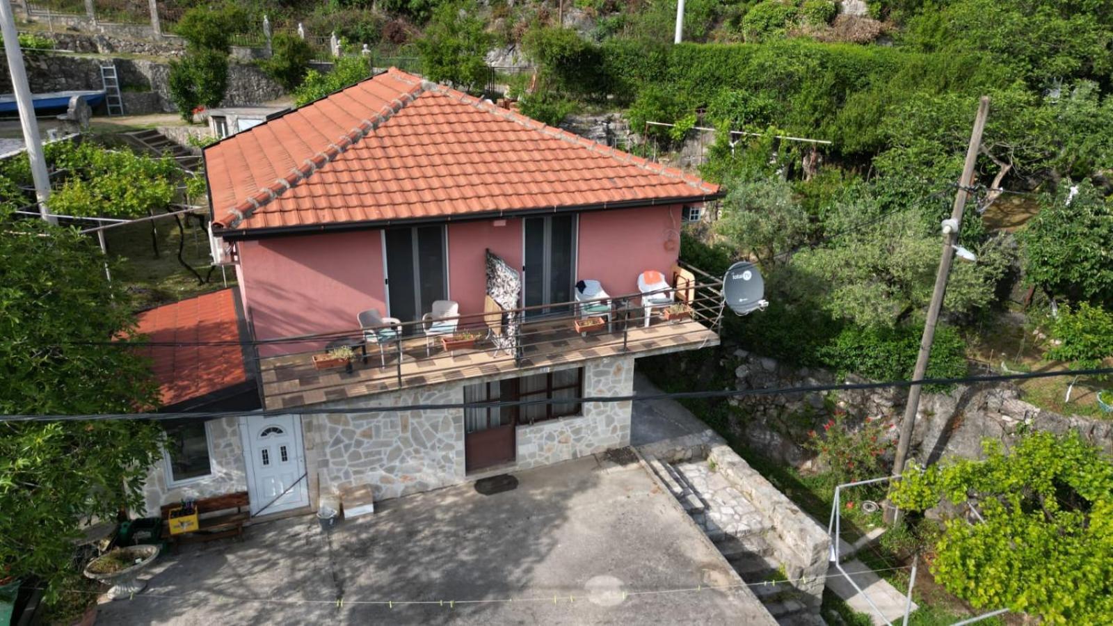 Studio Apartment Cudo Nevidjeno Karuc ภายนอก รูปภาพ